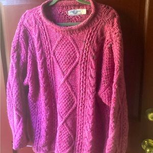 Pink cable knit sweater, heavy.Sz large